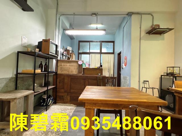 台南東區透天-12