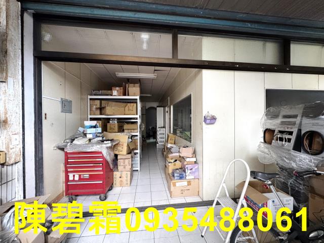 台南東區店面-9