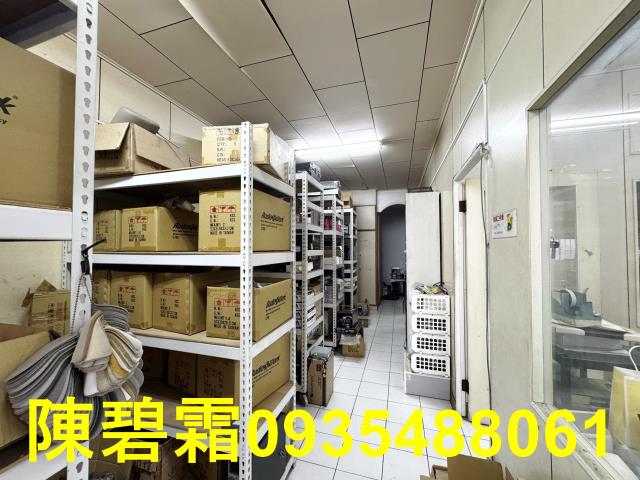 台南東區店面-7