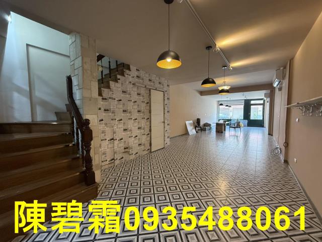 東區店面-10